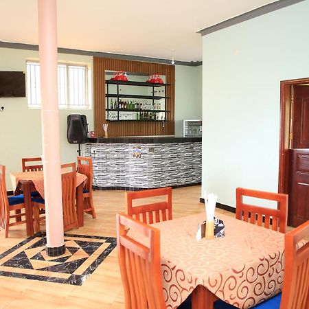 Westway Luxury Suites Mbarara Zewnętrze zdjęcie