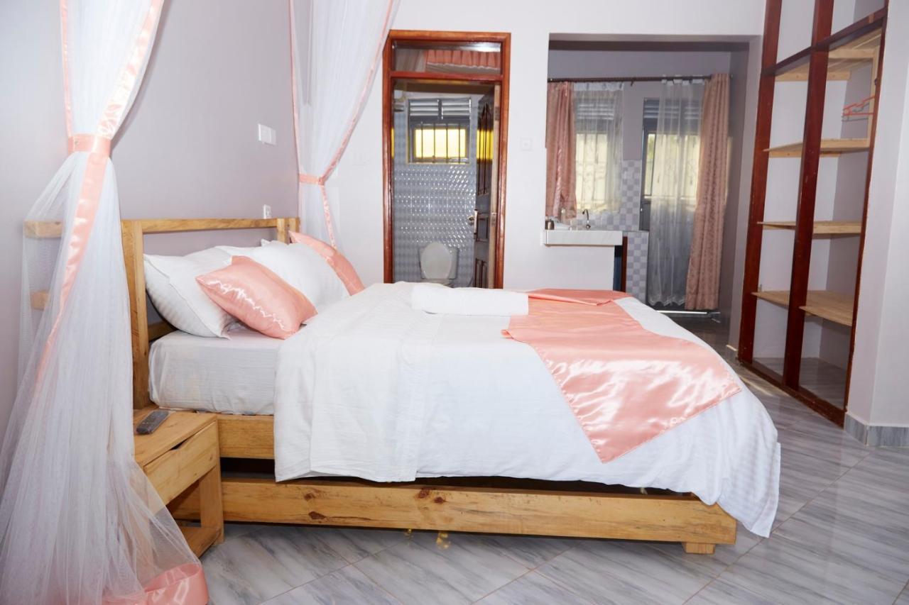 Westway Luxury Suites Mbarara Zewnętrze zdjęcie