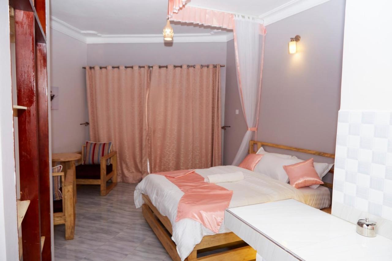 Westway Luxury Suites Mbarara Zewnętrze zdjęcie