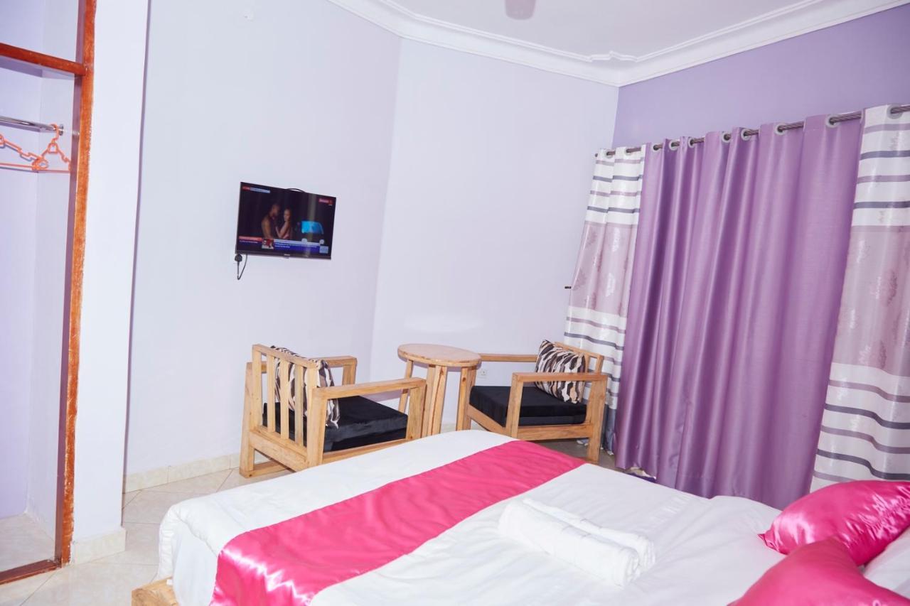 Westway Luxury Suites Mbarara Zewnętrze zdjęcie