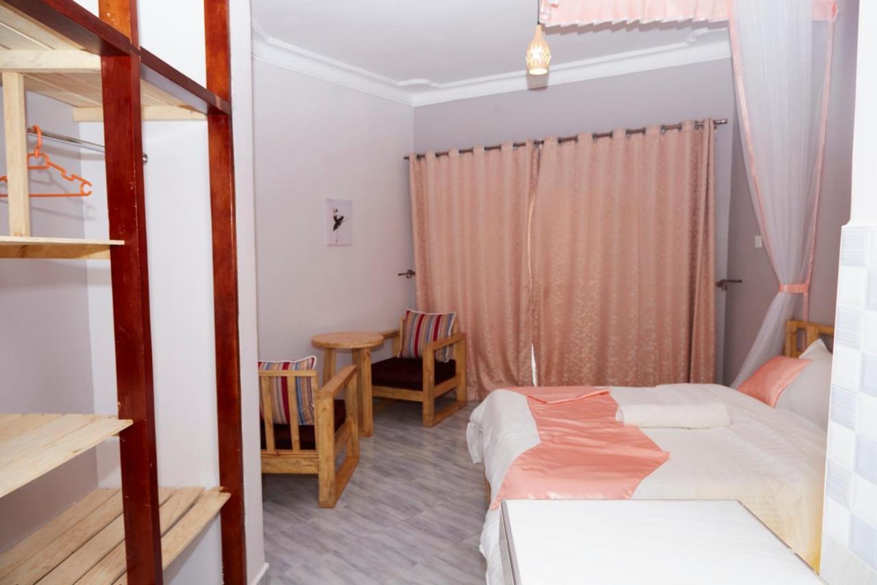 Westway Luxury Suites Mbarara Zewnętrze zdjęcie