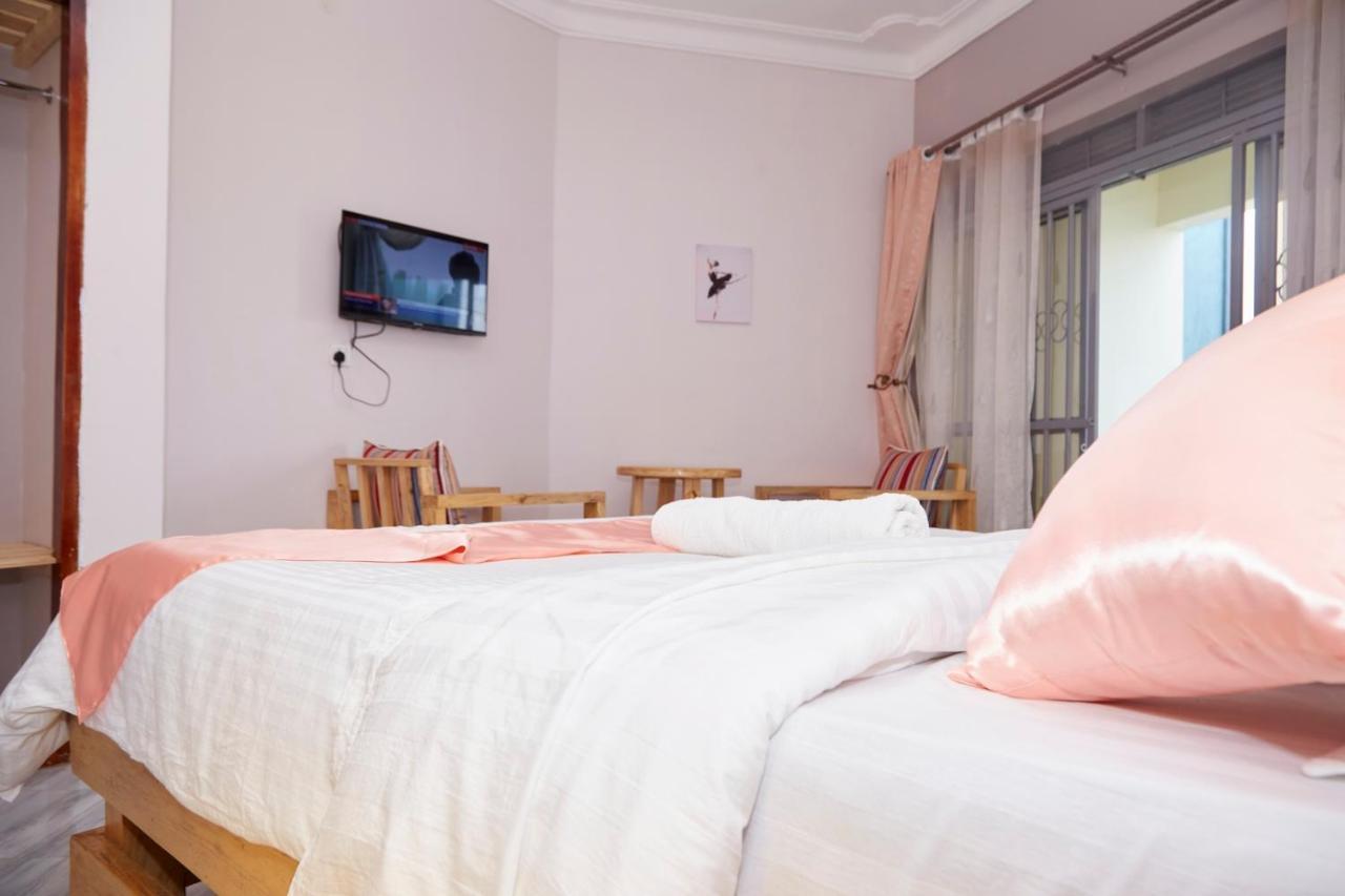 Westway Luxury Suites Mbarara Zewnętrze zdjęcie